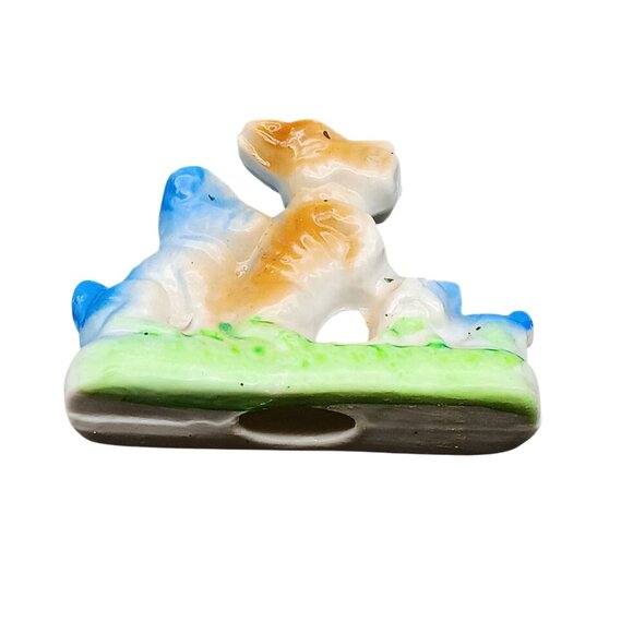 Vintage Hand-Painted Porcelain Figurine Of A Dog & Puppies On Grass - Picture 2 of 3